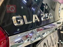 مێرسێدس بێنز GLA